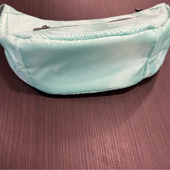 Lug Mint Green Crossbody Bag - Picture 4 of 9